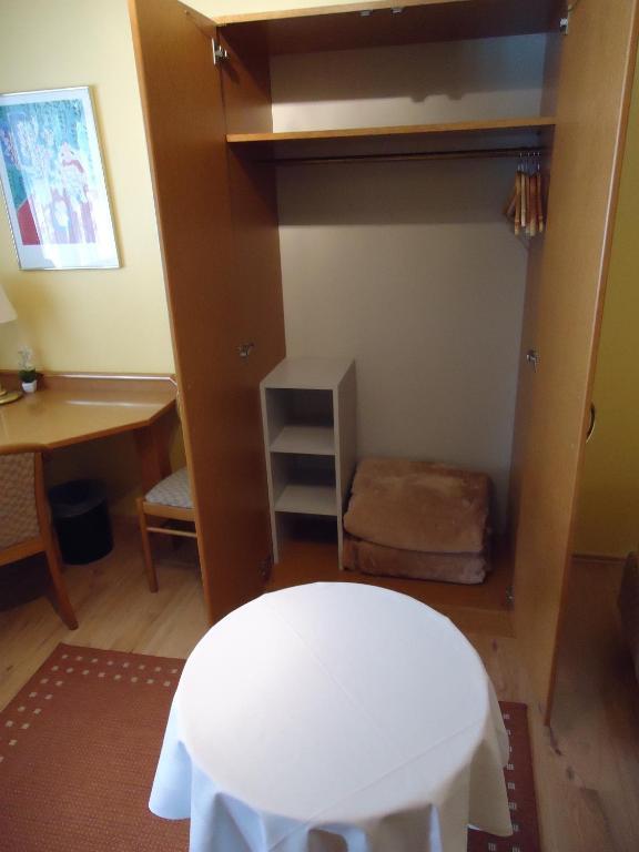 Hotel Ottersleben Magdeburgo Quarto foto